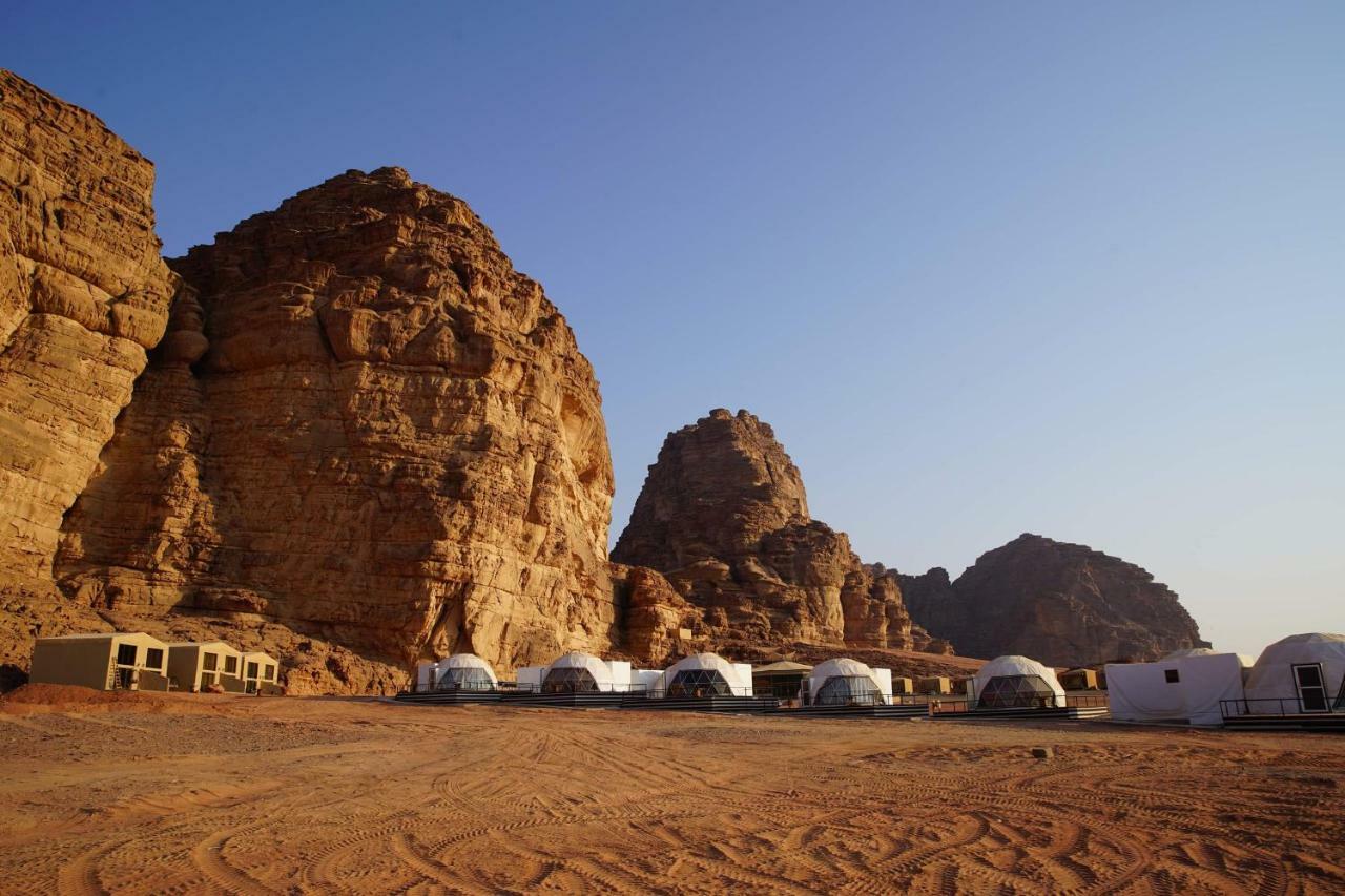 وادي رم Zeina Desert Lodge المظهر الخارجي الصورة